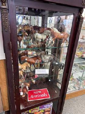 West Saint Paul Antiques - VINTAGE BREYER HORSES