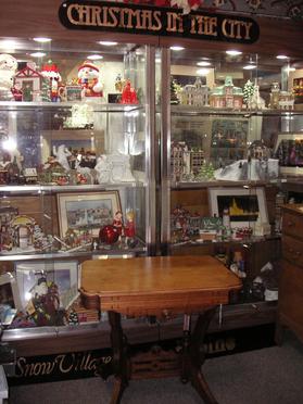 West Saint Paul Antiques