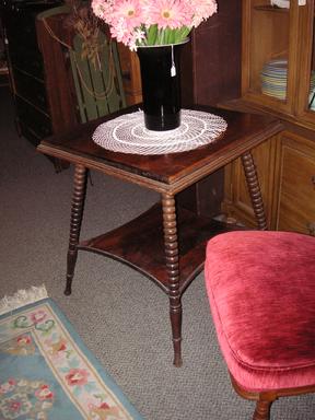 West Saint Paul Antiques