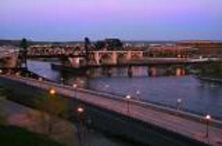 Night over the Mississippi